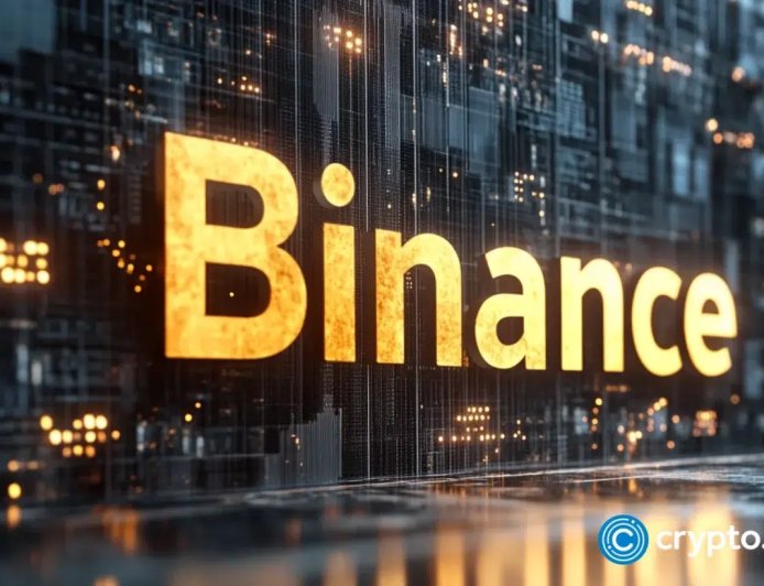 BNB price risks 15% correction as it nears crucial support trendline with bearish signals mounting